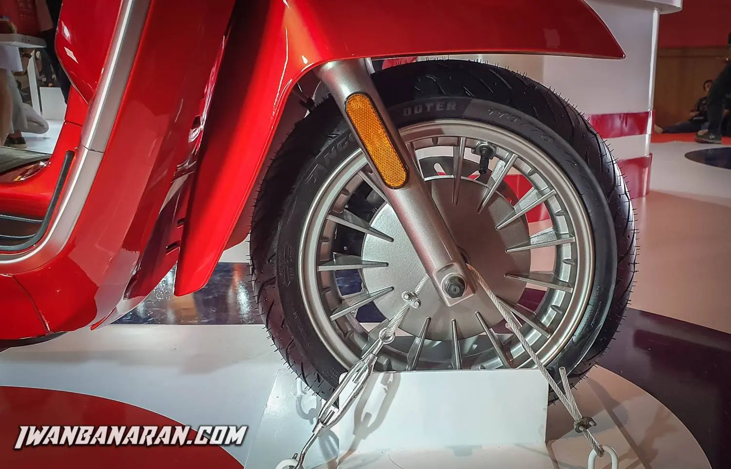 Pict Gallery : Terpesona merahnya Lambretta, finishing detilnya juozz