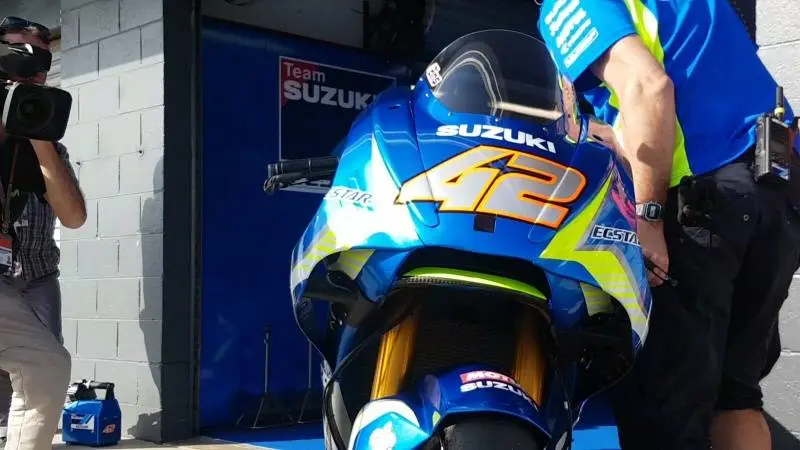 Interview Motogp : Ledakan power Suzuki GSX-RR dipandang cukup jabanin Honda, Yamaha Ducati… — elektronik t…