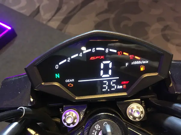 Street Fighter GPX Raptor 180 resmi dirilis tantang Yamaha MT15 ! GAHAR cak