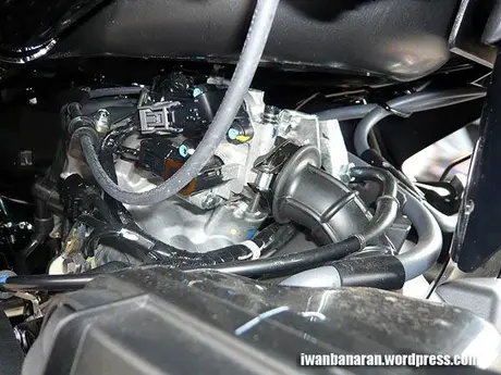 Penasaran gambar detil Honda Vario 125PGM-FI?. Monggo diintip… —