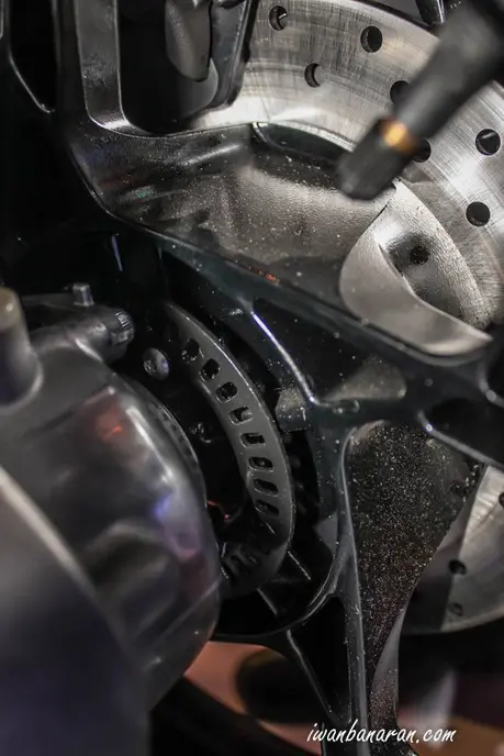 yamaha-x-max250-imos-2016-4