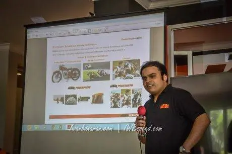 ktm_-11