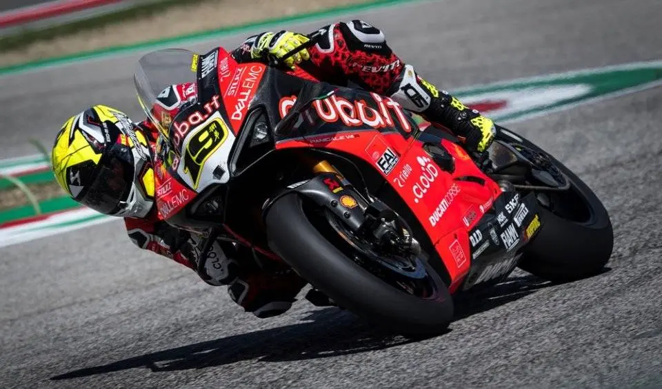 WSBK Race 2 Portugal, Bautista akhirnya kalahkan Rea