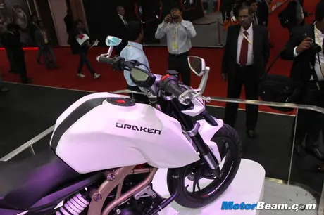 1024x682xTVS-Draken-Cluster.jpg.pagespeed.ic.H4YZ1vtCq4