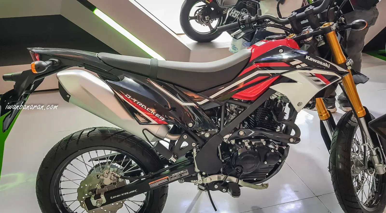 IIMS 2018 : Mengintip Booth Kawasaki, aura Ninjanya kental bangettt