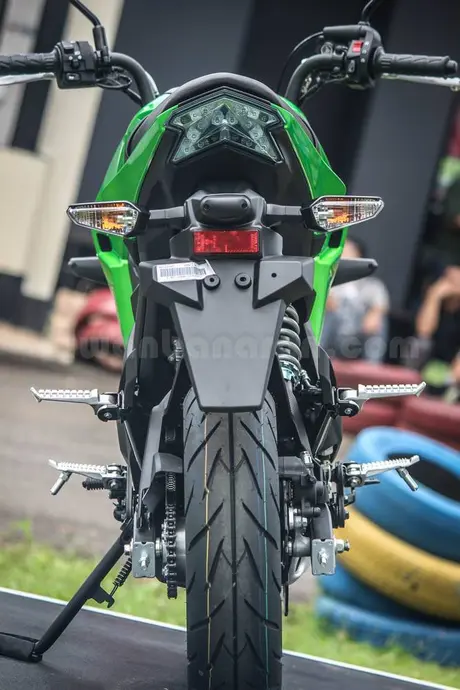 kawasaki Z125 (10)