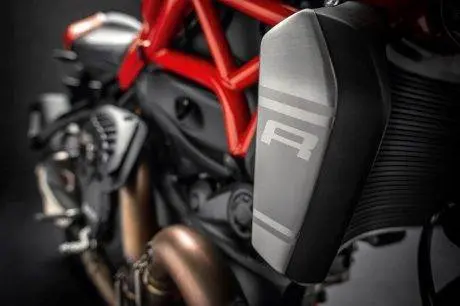 21MONSTER1200R