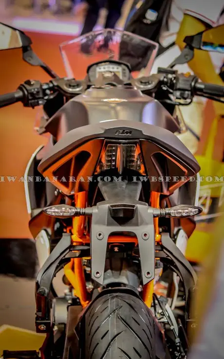 KTM Duke dan RC200 (32)