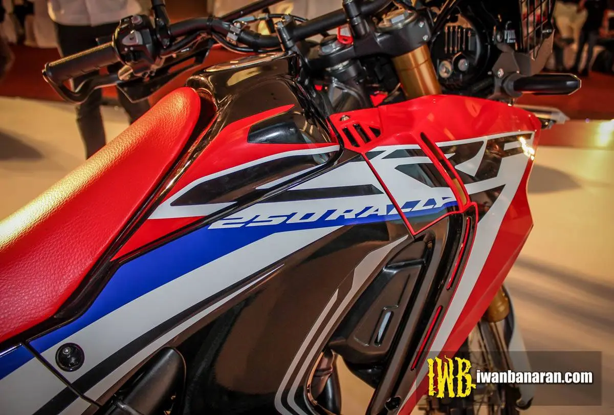 Mega gallery Honda new CRF250 Rally….USD Showa 43mm, kokoh tenan
