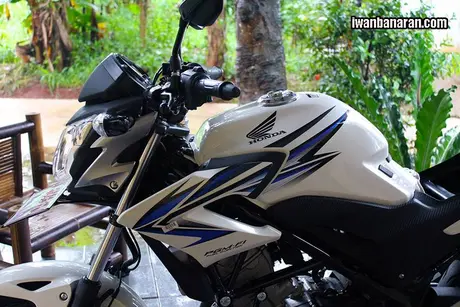 CB150
