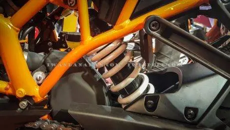 KTM Duke dan RC200 (14)