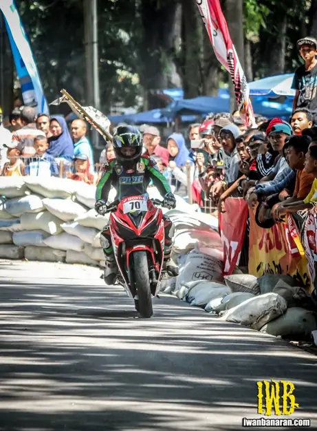 hdc-5-cbr150r-u-16-medan-2016-4