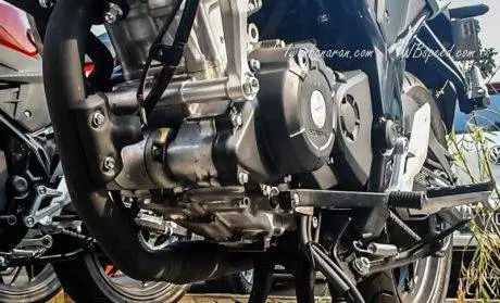 new CB150R 2015 (2)
