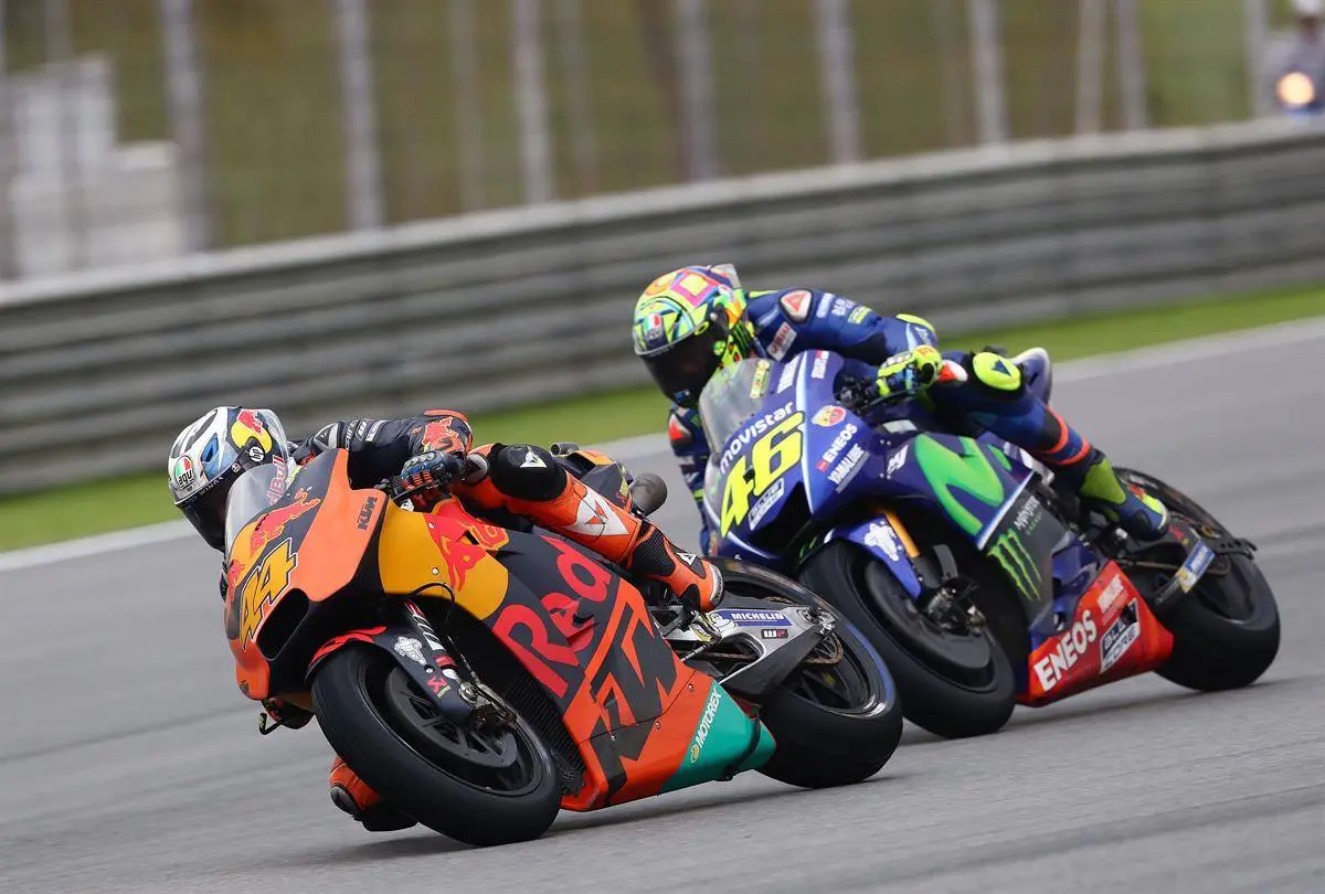 KTM sapu podium 1-2 di Moto2 Sepang. Bahaya nih tahun depan !!