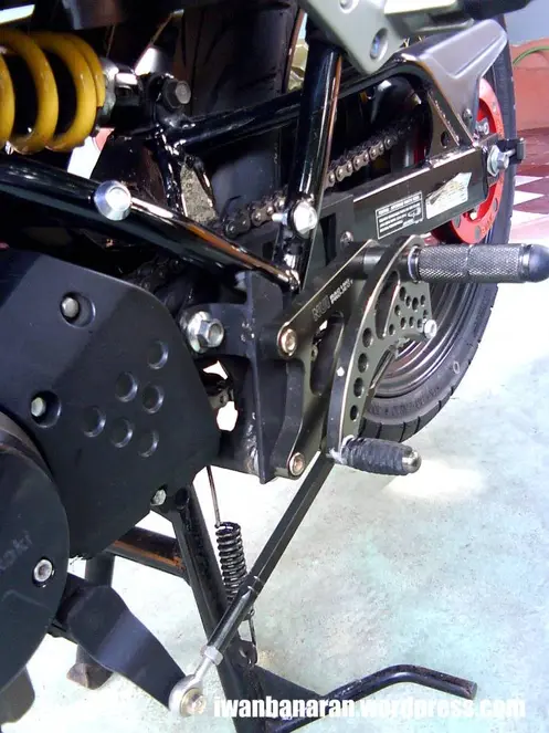 Foot step underbone Kawasaki Athlete…makin Pede aja bro