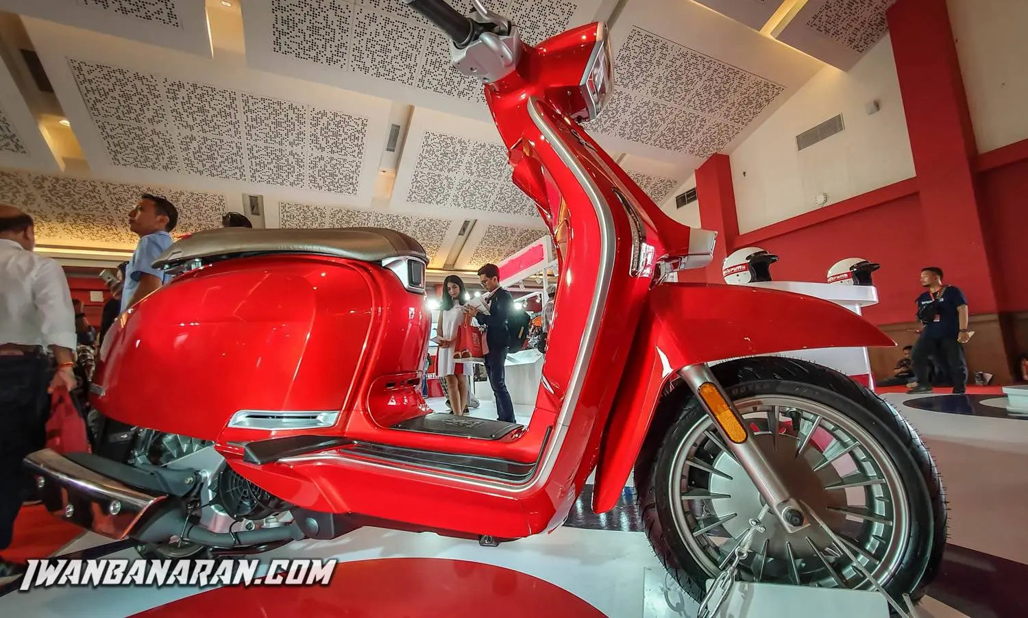 Pict Gallery : Terpesona merahnya Lambretta, finishing detilnya juozz