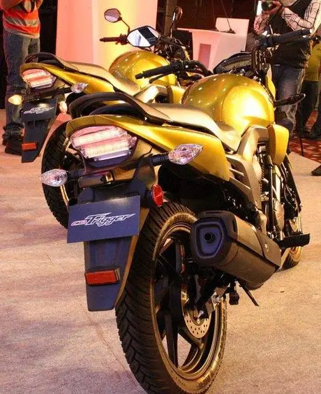 Honda-CB-Trigger-Rear