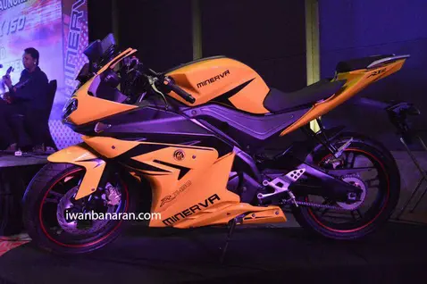Minerva RX150 (7)