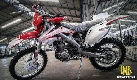 Viar CrossX250 plus lampu_3