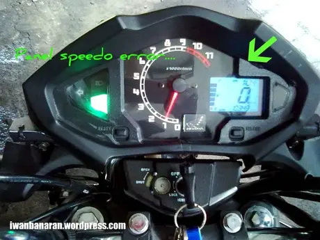 04082011275 Headlamp New Megapro remuk! byuh… —