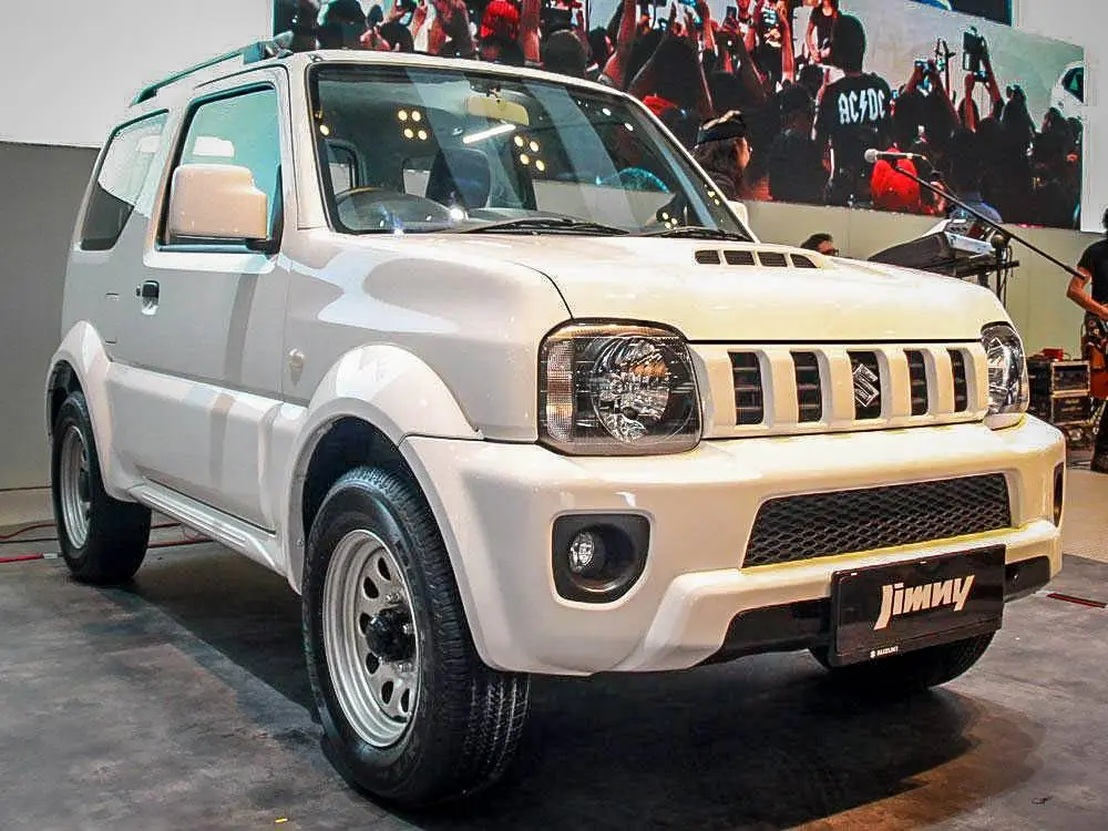 Suzuki SUV 4×4 Jimny resmi mengaspal di Indonesia….the legend reborn