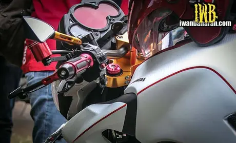 CB150