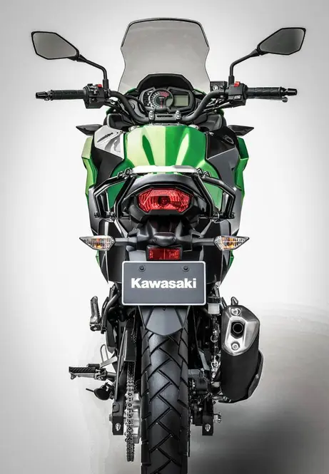 110816-2017-kawasaki-versys-x-300-hi_17kle300c_44sgn1dba00d_c