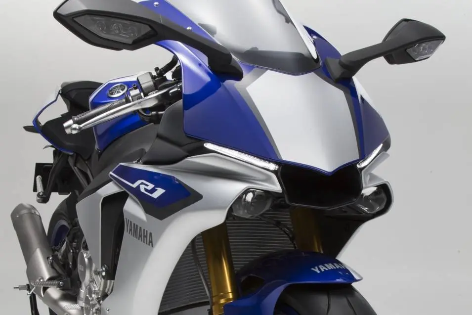 Testimoni mekanik training Yamaha…new R25 berubah kayak R1??. Suspensi USD !!!. Cadazzz….