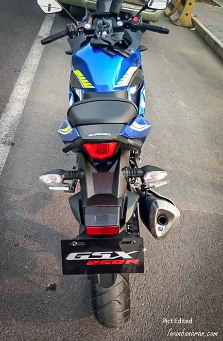 suzuki-gsx250r-8-2