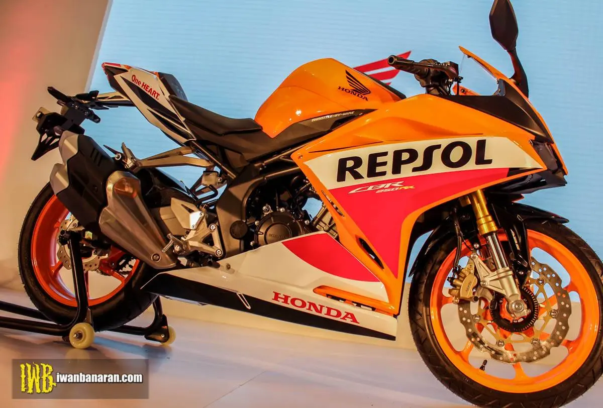 Mega gallery new Honda CBR250RR Motogp Repsol…….mumet kalau lihat aslinya