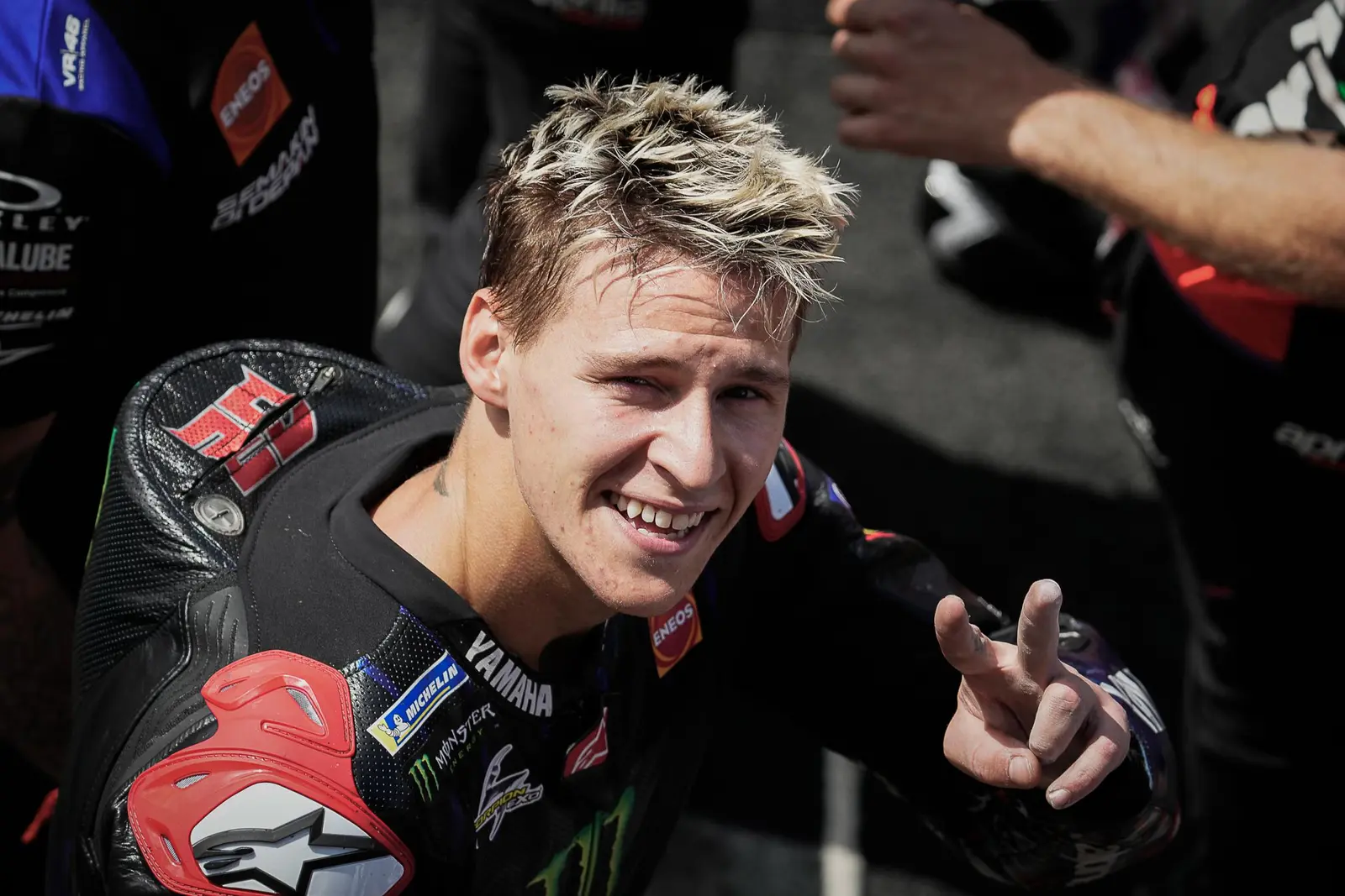 ” Aku suka motor ini…! ” Puji Fabio pada Yamaha YZR M1