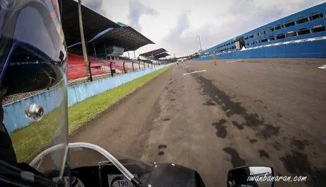 honda-rc213v-s-tes-sentul-2