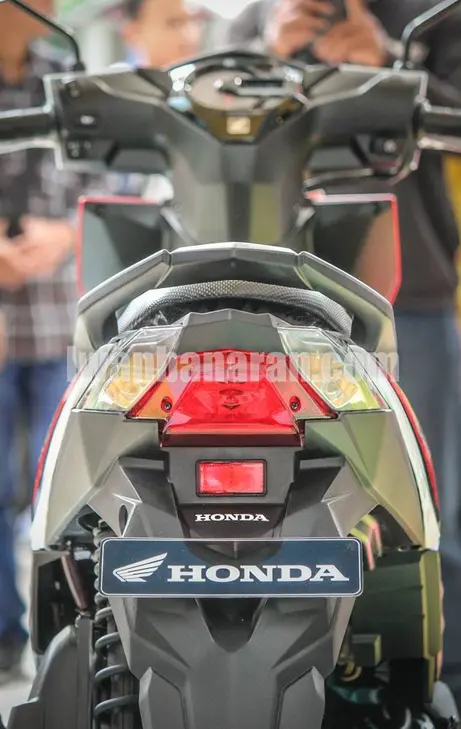 Honda all new Beat FI 2017 (3)