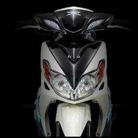 xeon-dalam Yamaha Xeon dibanderol 15,5jt….bisa bacok-bacokan nih ama Vario CBS