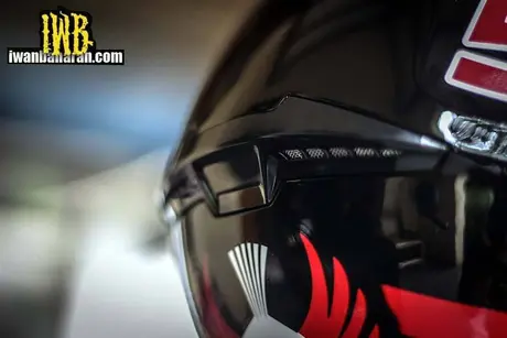 HJC Jorge Lorenzo Replica (19)