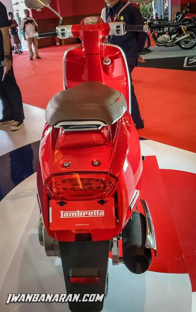 Pict Gallery : Terpesona merahnya Lambretta, finishing detilnya juozz