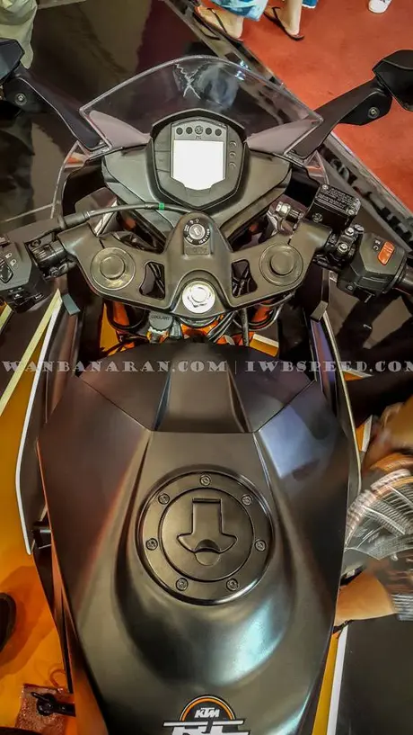 KTM Duke dan RC200 (12)