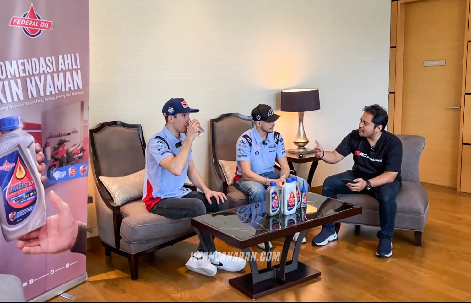 Hot ! IWB Special interview dengan Alex Marquez dan Fabio Digiantonio, Ducati vs Honda apa bedanya !??