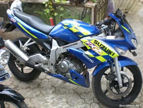 Suzuki FXR150 vs Suzuki Satria FU150….serupa tapi tak sama?