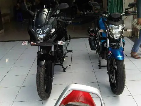 Jika Pulsar 220 dijejerin Byson…