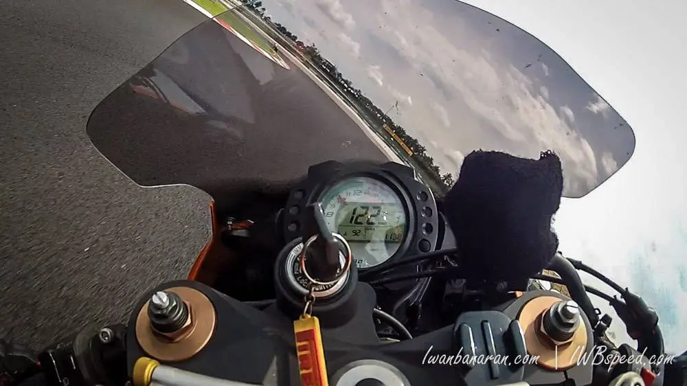 Kawasaki Ninja ZX10R Sepang (1)