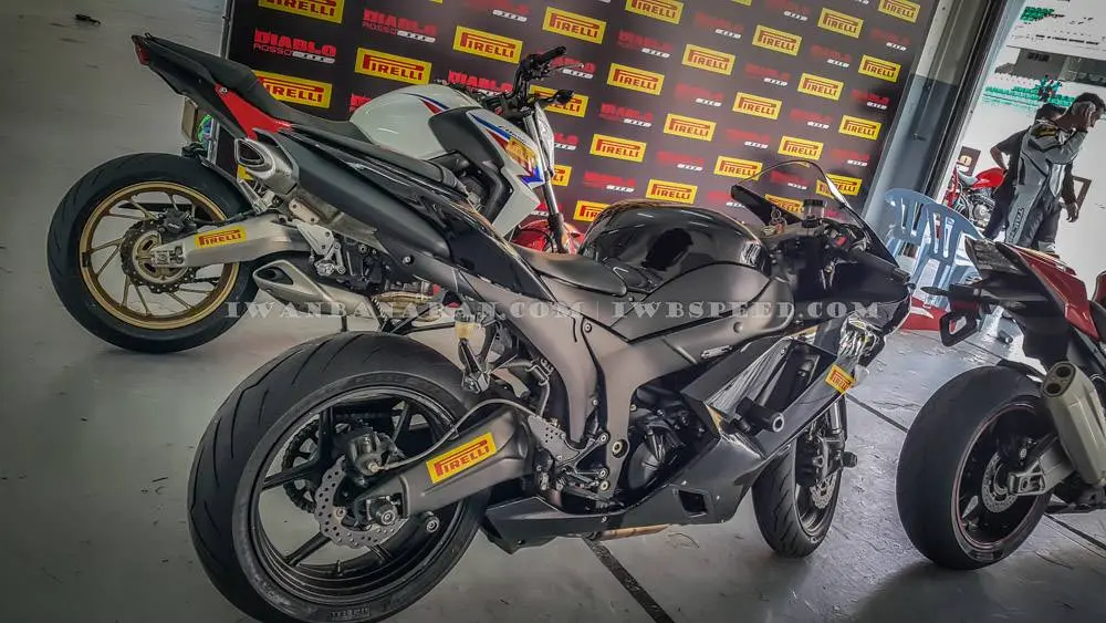 Pirelli diablo rosso III (12)