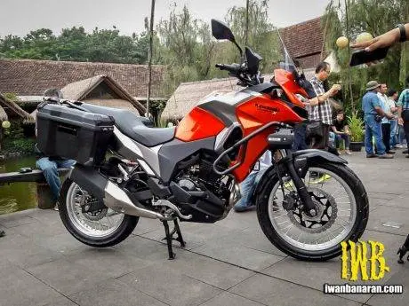 kawasaki-versys-250-4