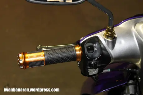 Modif telanjang Yamaha Mio. Sadis euy!…