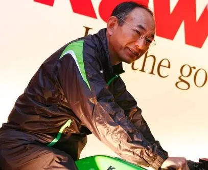 Bajaj akan menantang CBR250r — ??