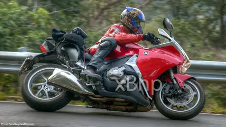 vfr Honda CBR250r dan VFR1200R…jian koyok motor kembar