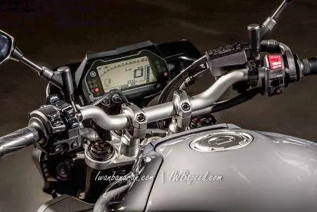 2016-Yamaha-MT-10-details-01