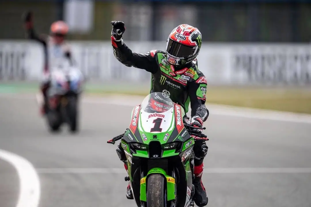 ” Penonton di sirkuit Mandalika sangat menyenangkan… ” seru Jonathan Rea